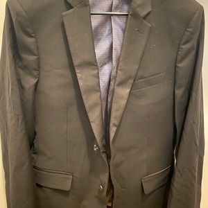 RW and Co slim fit blazer.Just needs to go to dry clean.